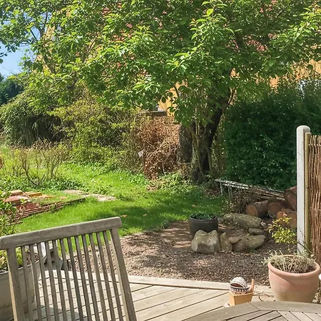 Amazing In With Wifi גודהיים